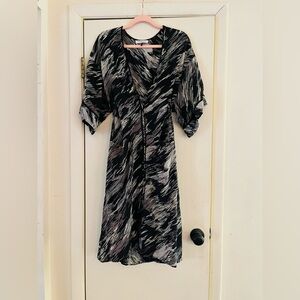 Halston Heritage 100% silk abstract print kimono kaftan boho dress M/L